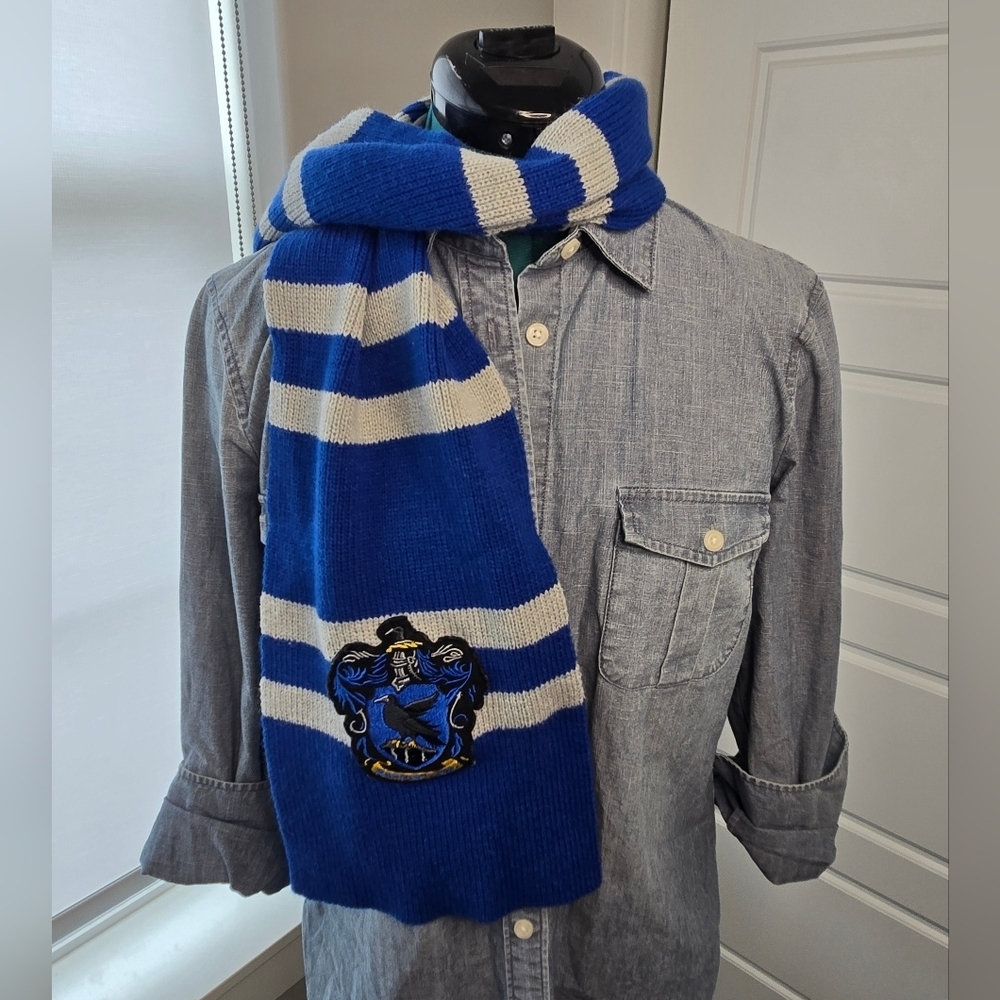 WIZARDING WORLD HARRY POTTER RAVENCLAW SCARF BLUE & GREY CREST UNISEX ADULT OS